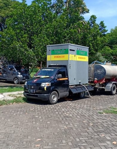 Rental Mobil Toilet di Tol Probolinggo